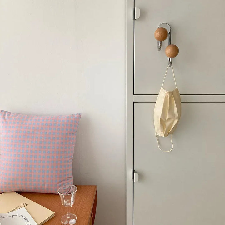 Lisslune | Eames Dot Magnetic Hooks