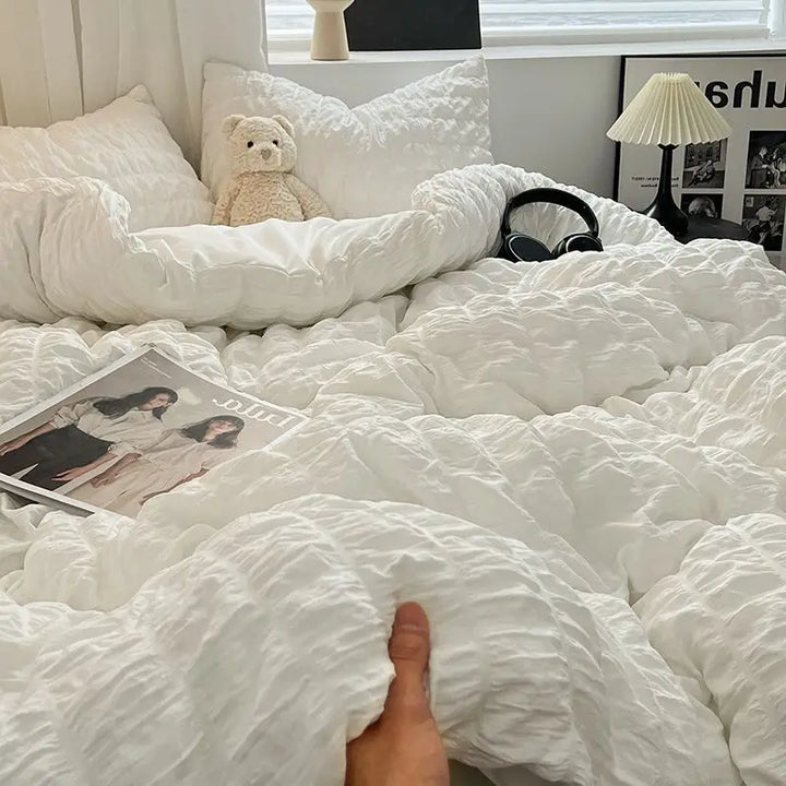 Rynx | Luxurious White Ruffled Seersucker Duvet Cover Soft Solid Color Bedding with Bed Sheet Pillowcases Twin Queen King Size