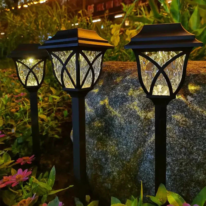 Lisslune | Solar Garden Lighting with Natural Charm – Elegant Lamps for Outdoor Use