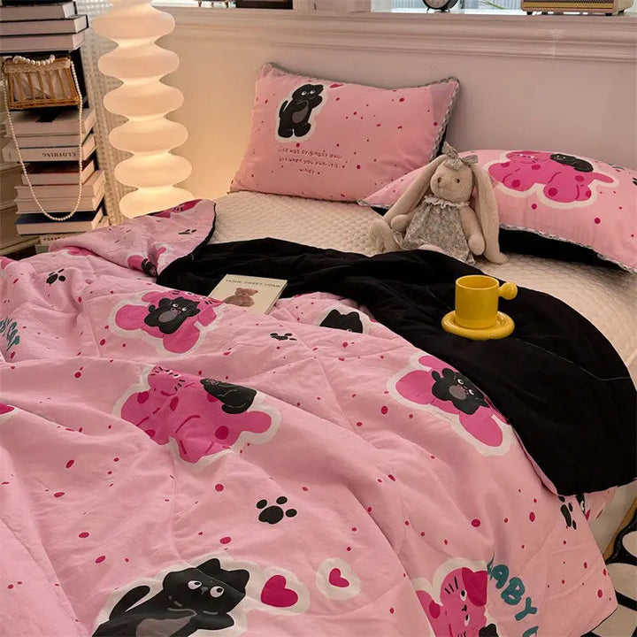 Rynx Floral Print Quilt Soft Skin-Friendly Breathable Summer Blanket with Ultrasonic Embossing Summer Machine Washable Bedspread