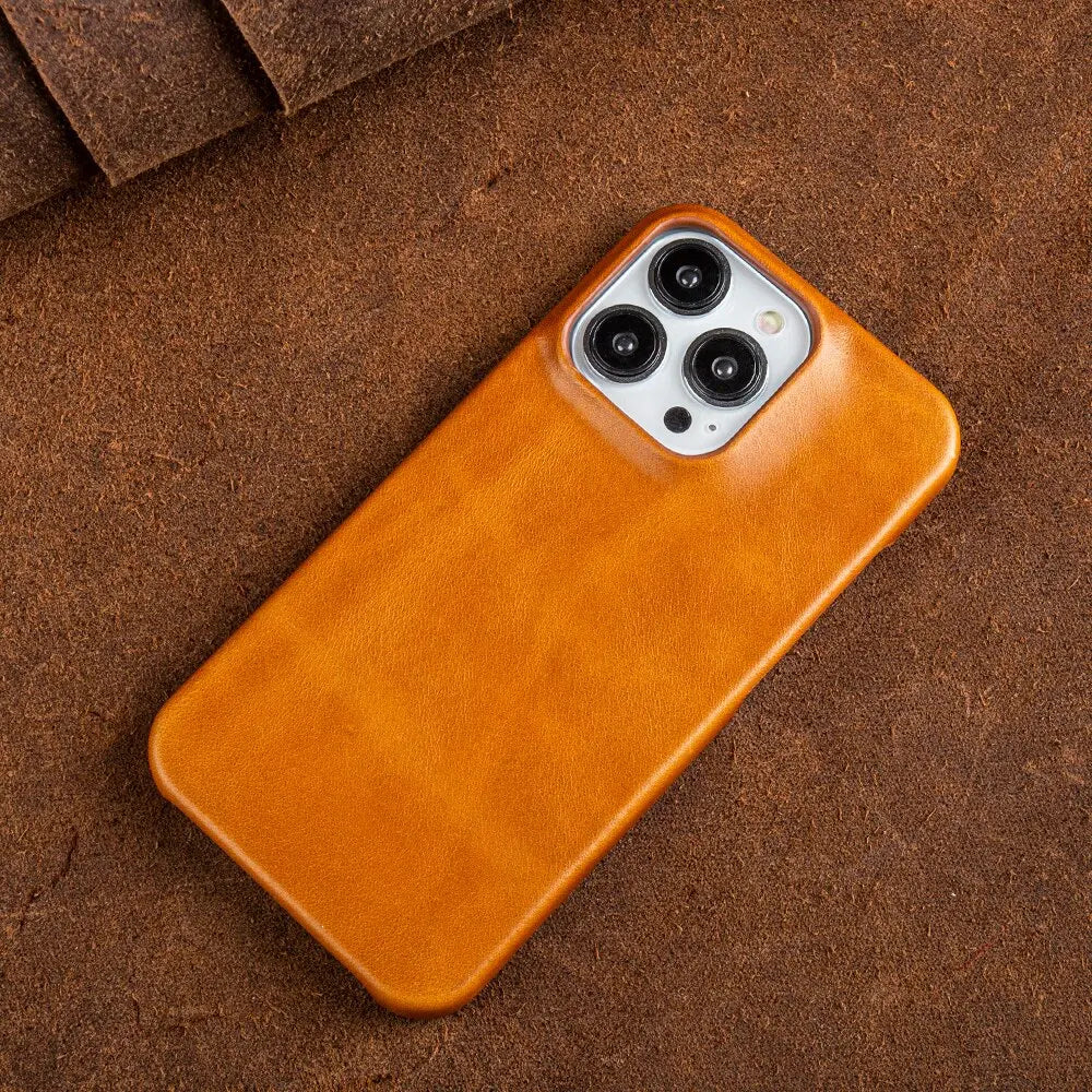 Lisslune | RoyalLeather: Luxurious, handmade case made of genuine cowhide leather for the iPhone