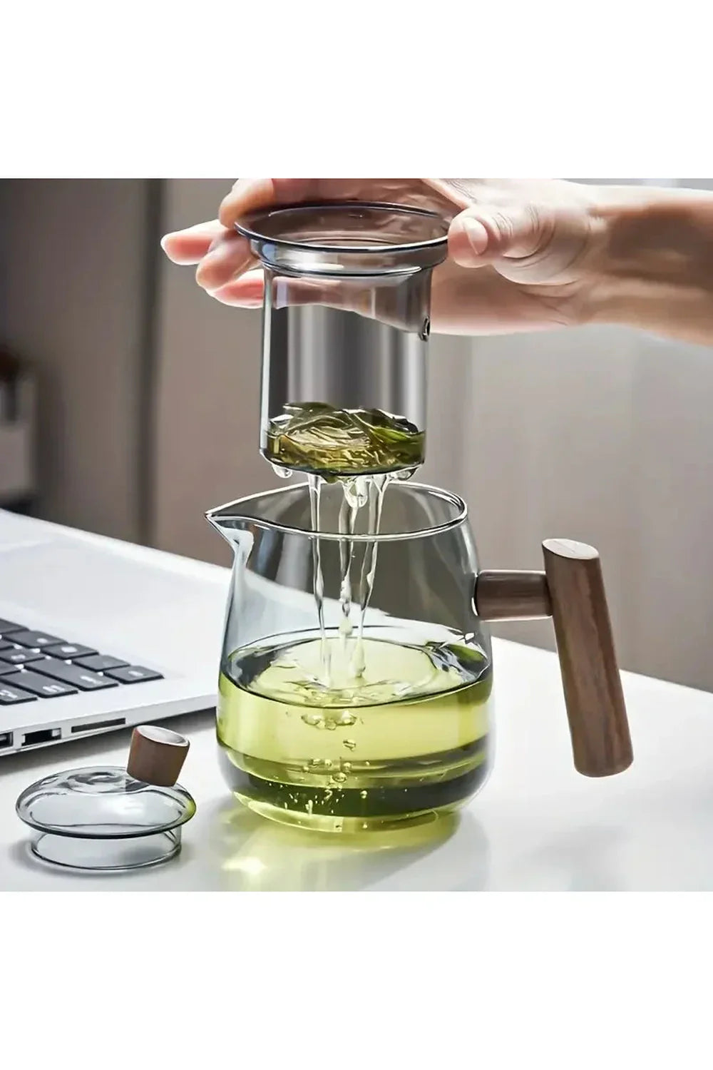 Lisslune | Wood Handle Glass Teapot