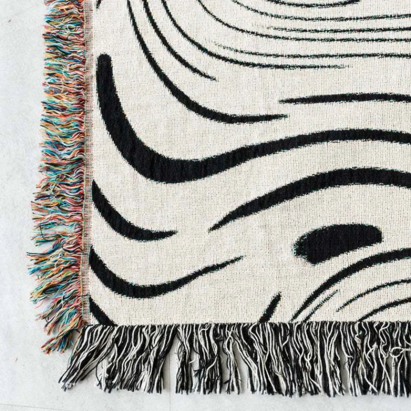 Lisslune | abstract waves throw blanket