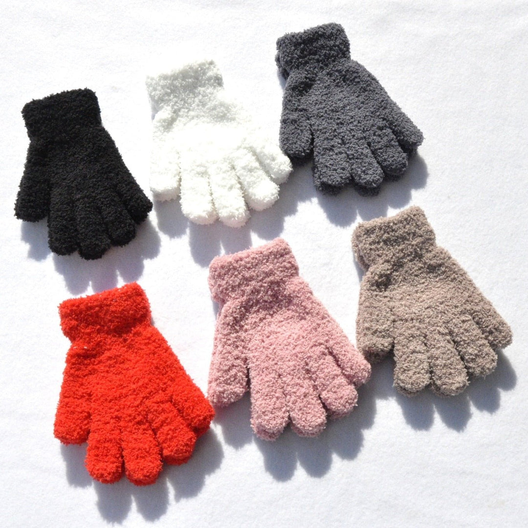 Lisslune | Fluffy children's wool gloves with individual fingers (5-10 years)