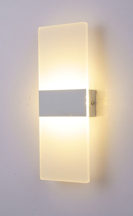 Lisslune | SoftBeam – Streamlined Wall Lamp Perfect for Bedrooms