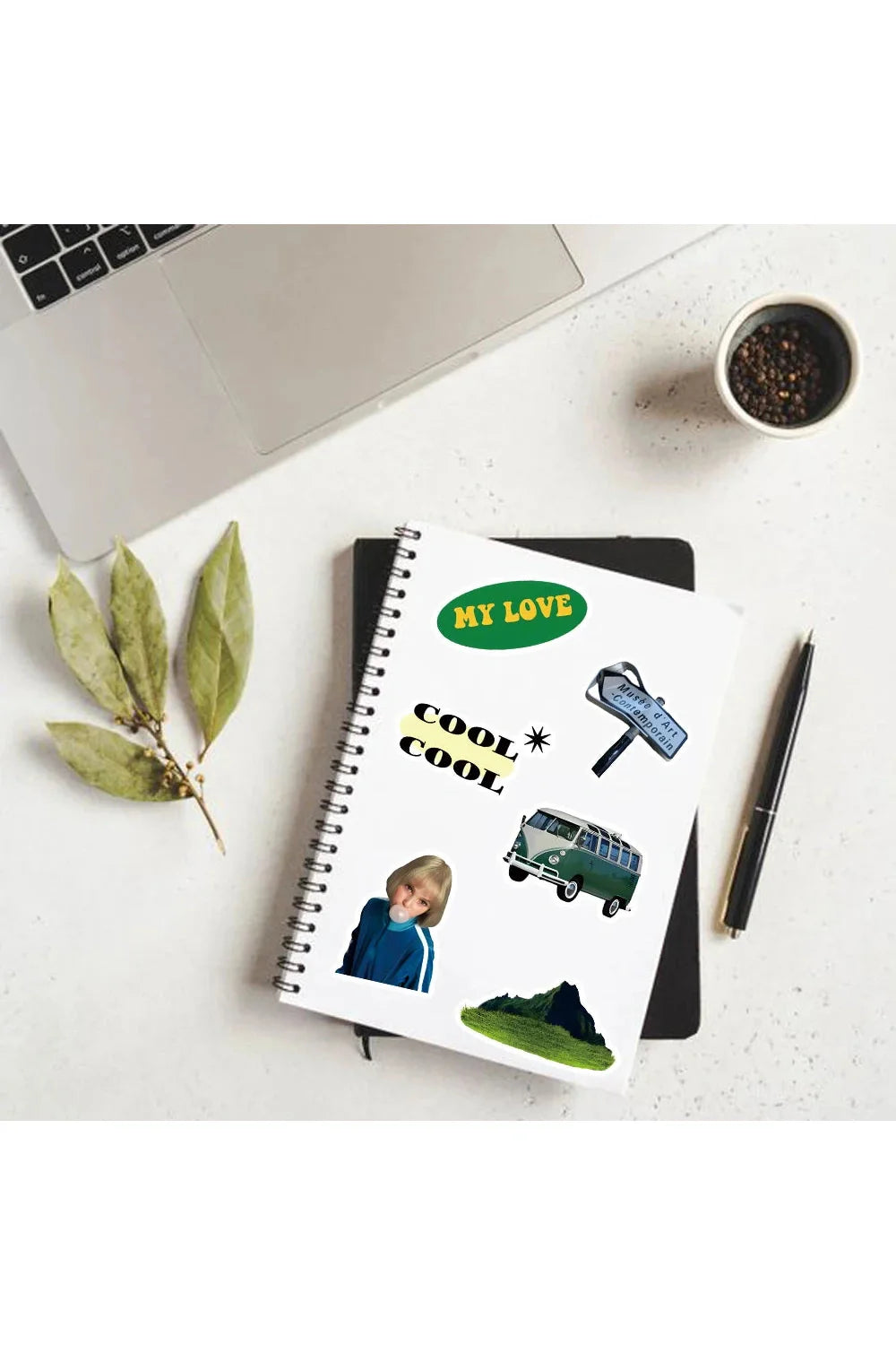 Lisslune | Cartoon Sticker Pack