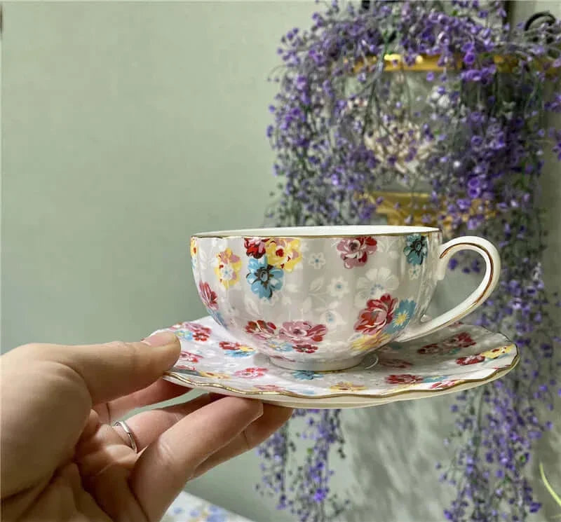 Lisslune | Elegant Bone China Porcelain Coffee Cup - Luxurious and Unique Design