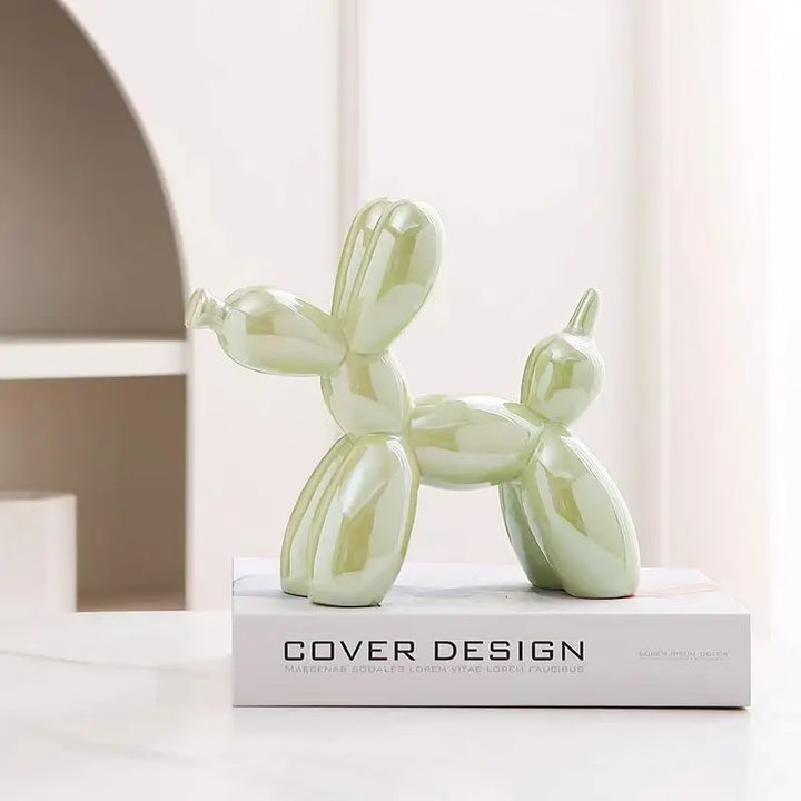 Lisslune | – Small dog sculpture made of balloons