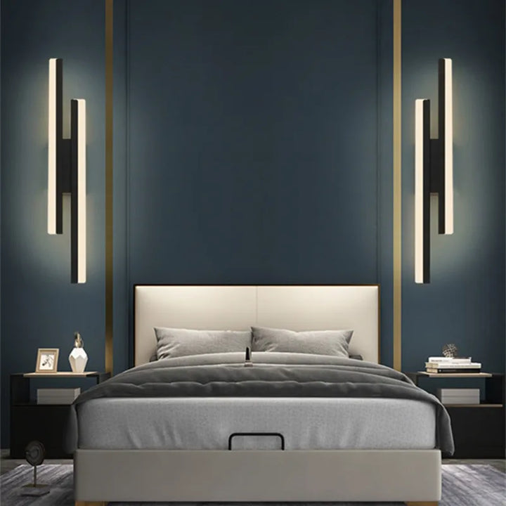Lisslune | DoubliGlow | Minimalistic modern LED wall light