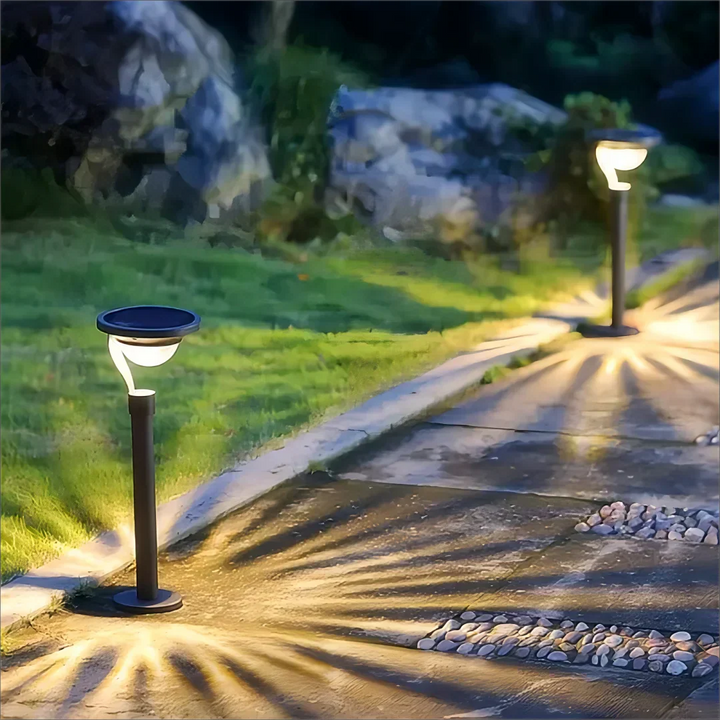 Lisslune | – Ultra high-performance solar lamp for outdoor use