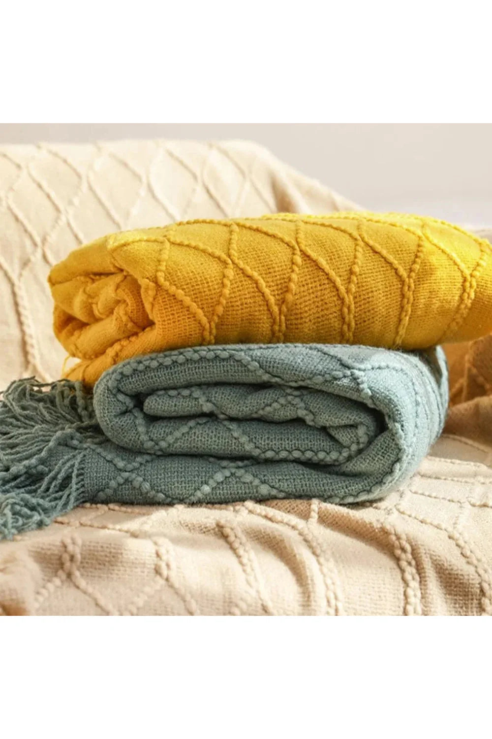 Lisslune | Diamond Knit Throw Blanket