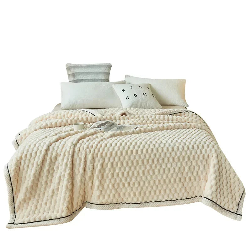 Lisslune | Ivory Blowing Blanket