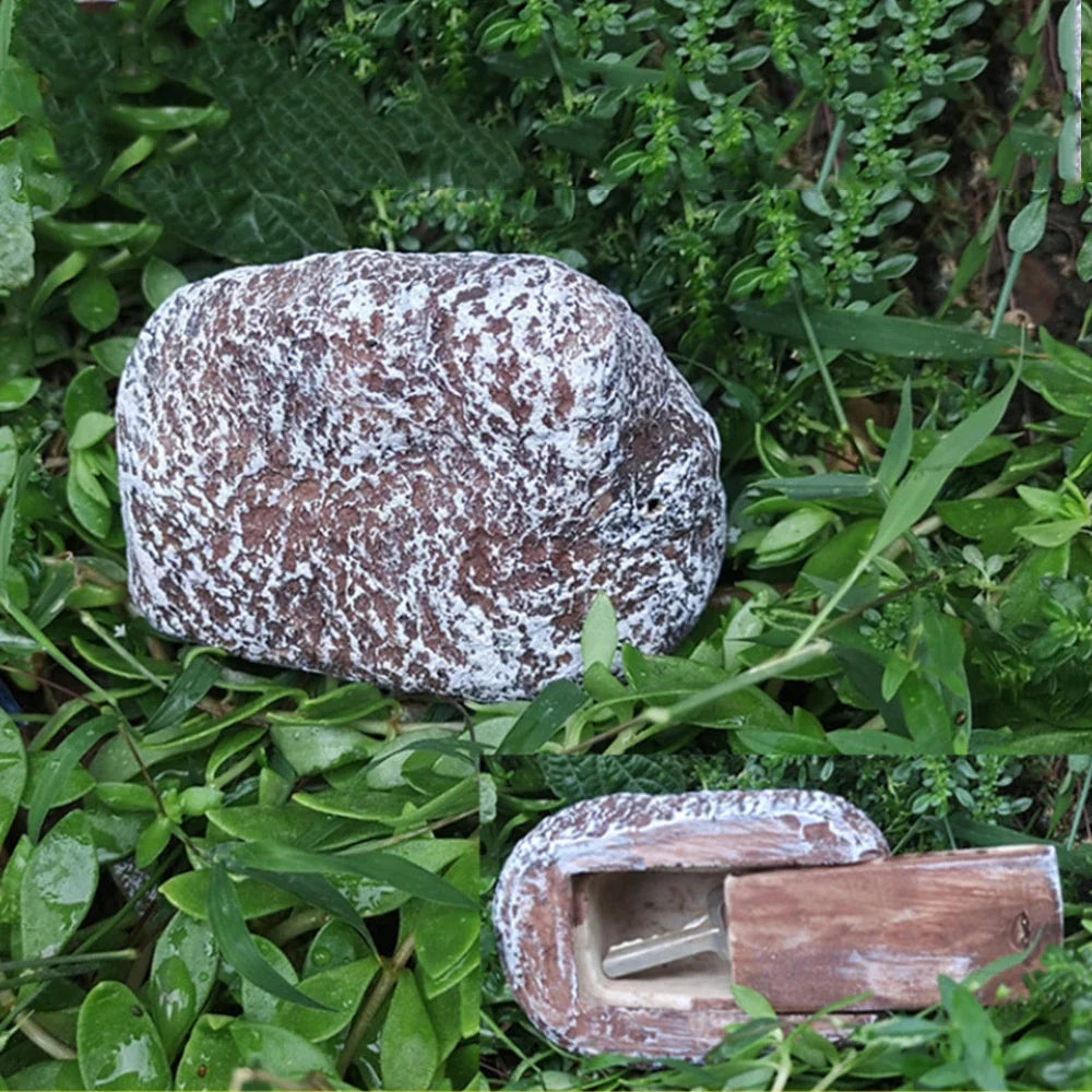 Lisslune | Hidden Stone Design Garden Security Box