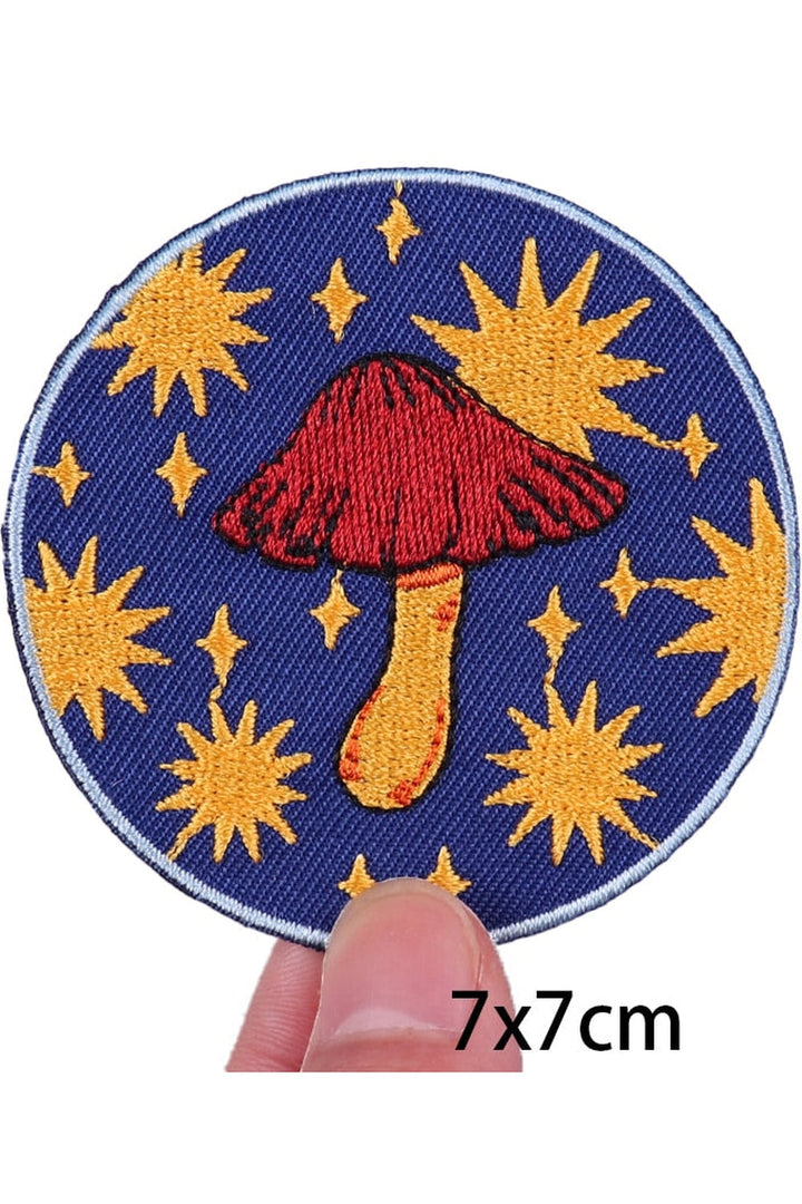 Lisslune | Follower Embroidery Patches