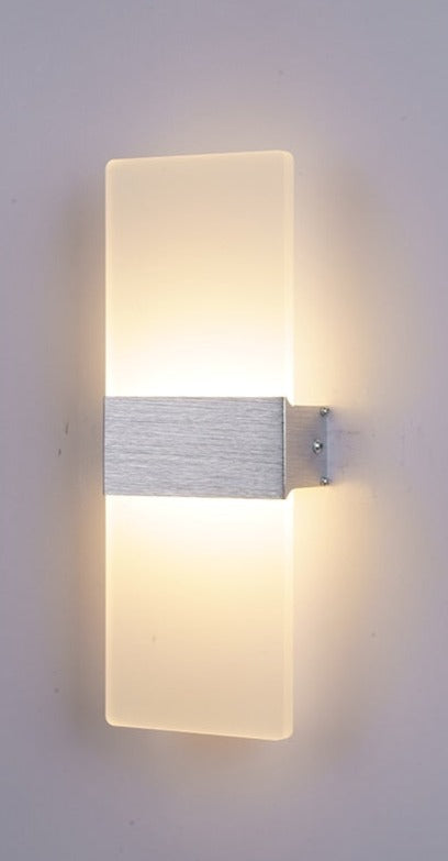 Lisslune | SoftBeam – Streamlined Wall Lamp Perfect for Bedrooms