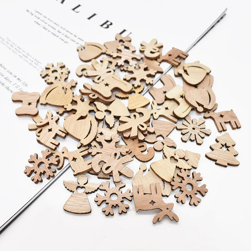 Rynx 50 pieces Christmas natural wood chips Santa snowflake Christmas tree hanging ornaments pendants Christmas decoration DIY craft