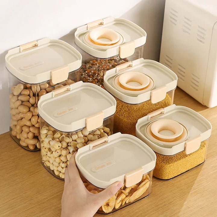 Lisslune | Stackable Transparent Snap-Lock Storage Box