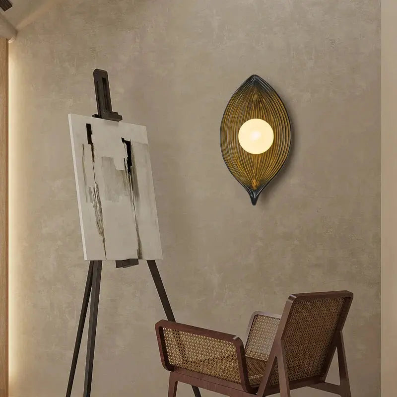 Lisslune | Wall lamp LED leaf gold Elegant