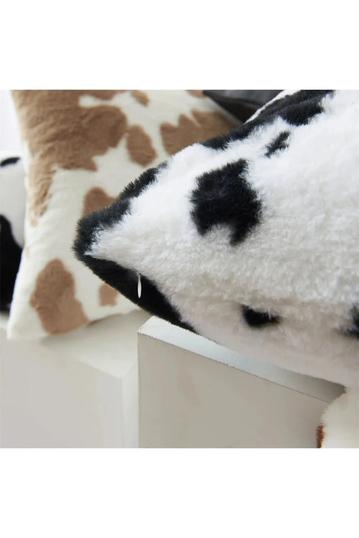 Lisslune | Plush cushion cover