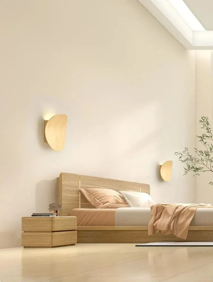 Lisslune | ForestLite - Wooden Wall Lamp