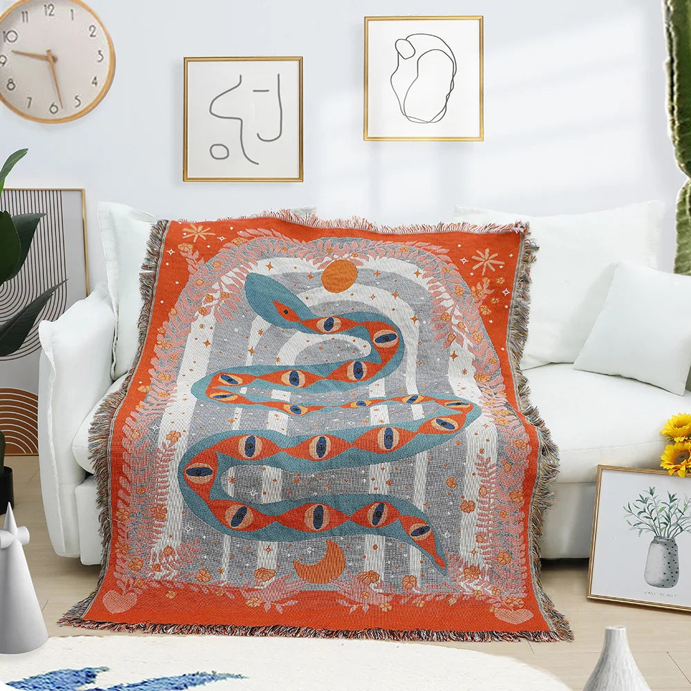 Lisslune | Serpent Woven Blanket