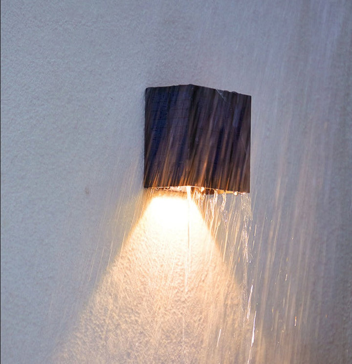 Lisslune | SolarFlare - Upward & Downward Solar Wall Lamp