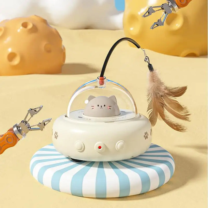 Lisslune | The ultimate toy for pets to hunt and chase!