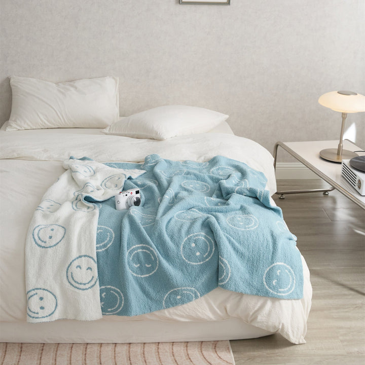 Lisslune | Smiley Blanket
