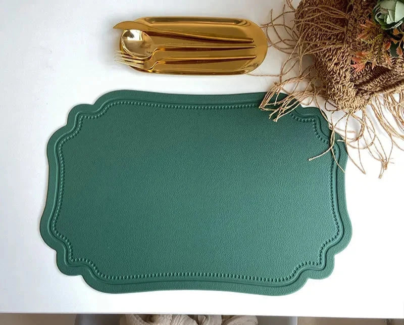 Lisslune | Zachary Placemat