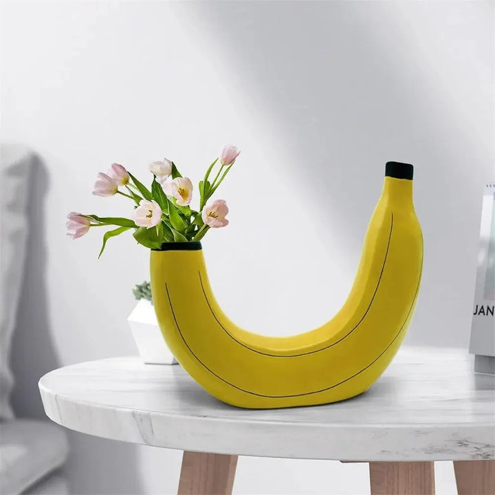 Lisslune | Banana vase, flower vase made of resin, cute banana shape, decorative tabletop vase for flower arrangements, living room, bedroom, home decoration