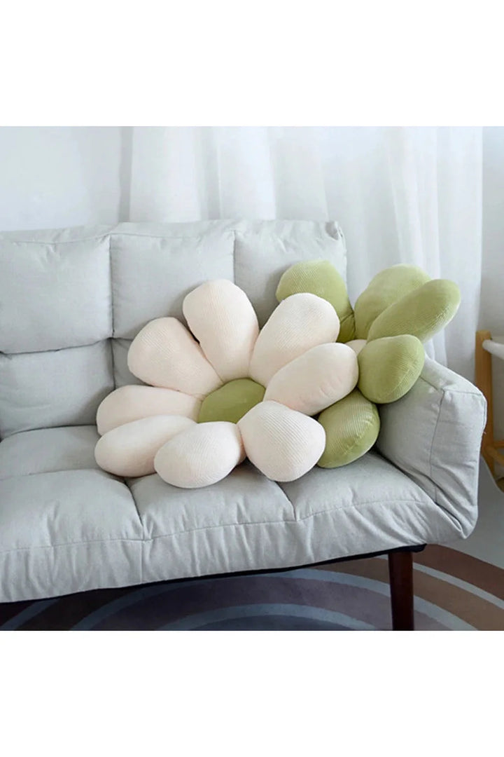 Lisslune | Petal Decorative Pillow