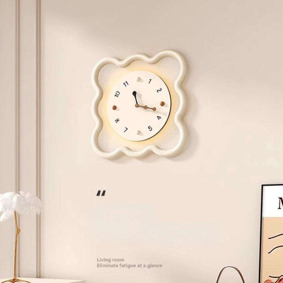 Lisslune | Sleepy Cloud Silent Wall Clock