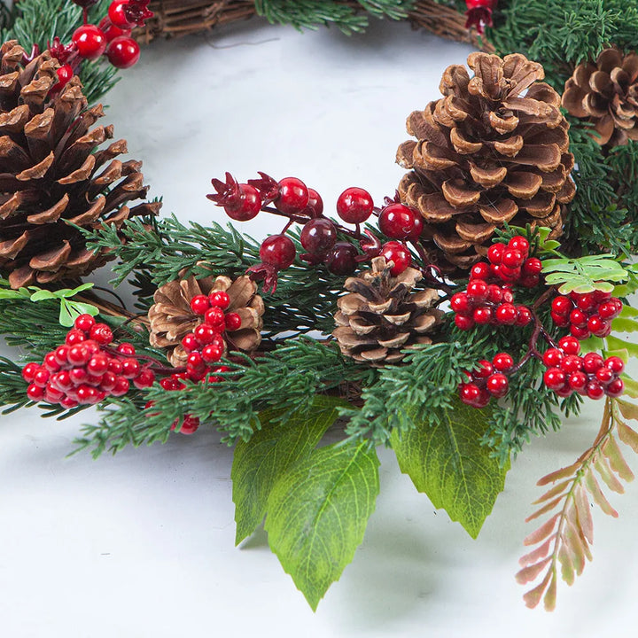 Lisslune | Red Berry Christmas Wreaths