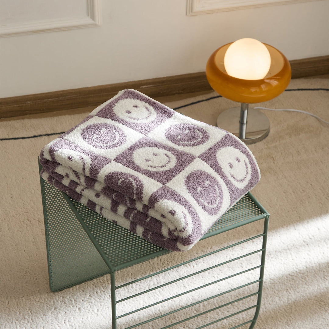 Lisslune | Smiley Checked Blanket