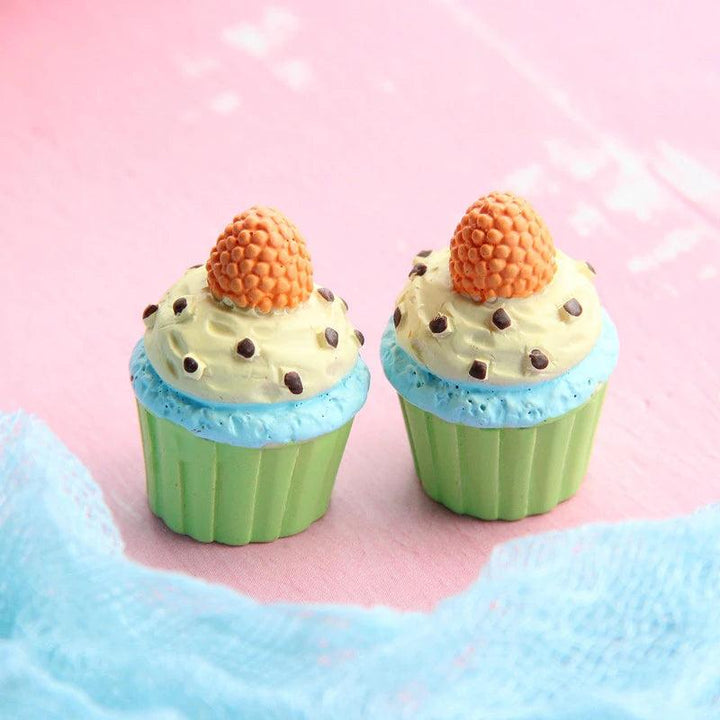 Lisslune | Kawaii 5-piece Miniature Strawberry Heart & Star Resin Cupcake Making Set