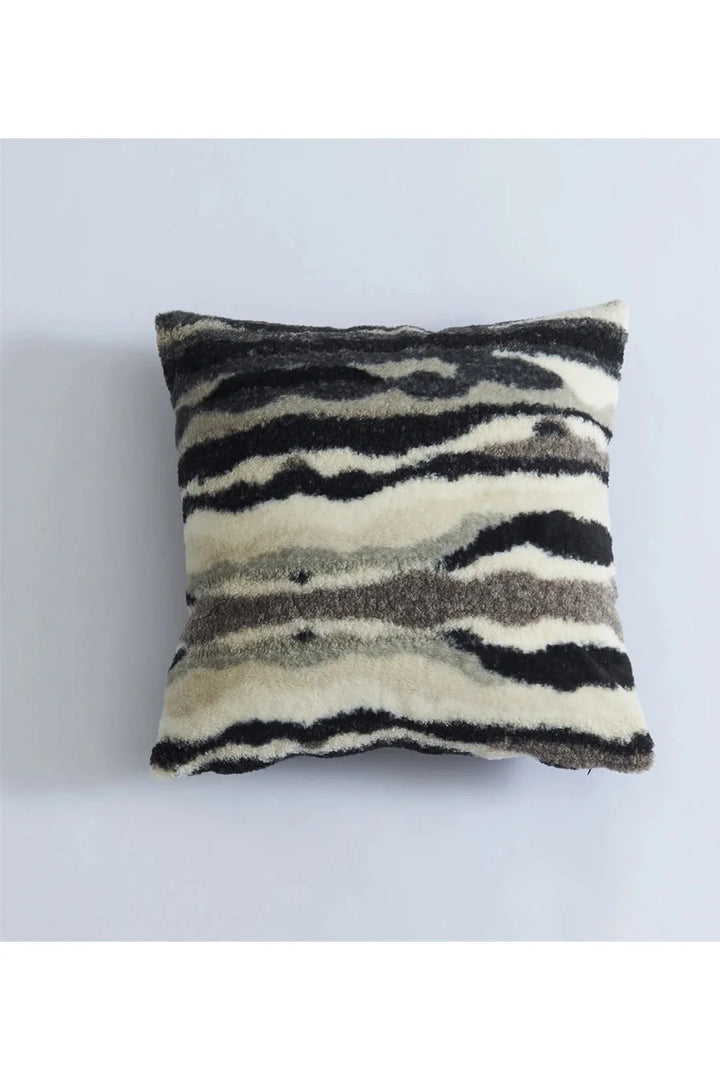 Lisslune | Plush Nordic Cushion Cover