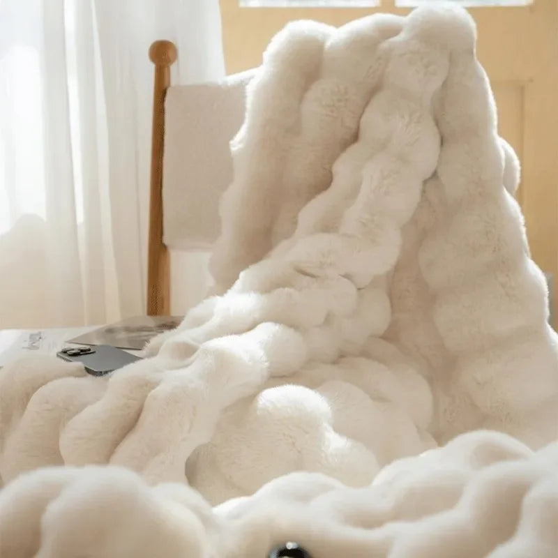 Lisslune | PlushCozy | Synthetic Fur Winter Blanket
