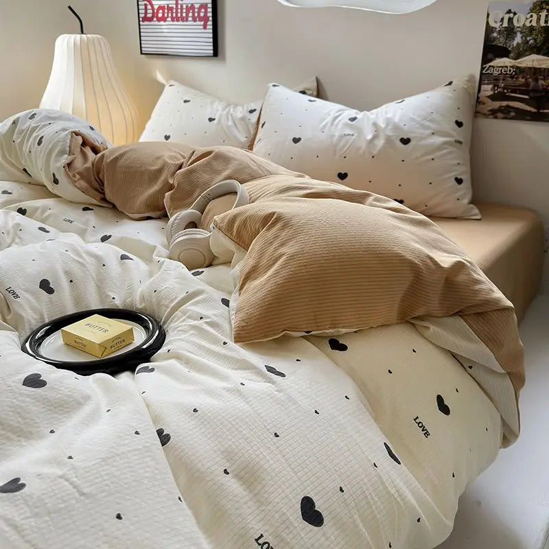 Rynx Bedding Set Duvet Cover Fresh Blue Floral. Crumpled Yann Bed Set Made of Four Parts, Washable Cotton Bed Sheets