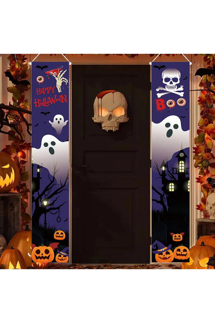 Lisslune | Halloween Trick-or-Treat Tapestry