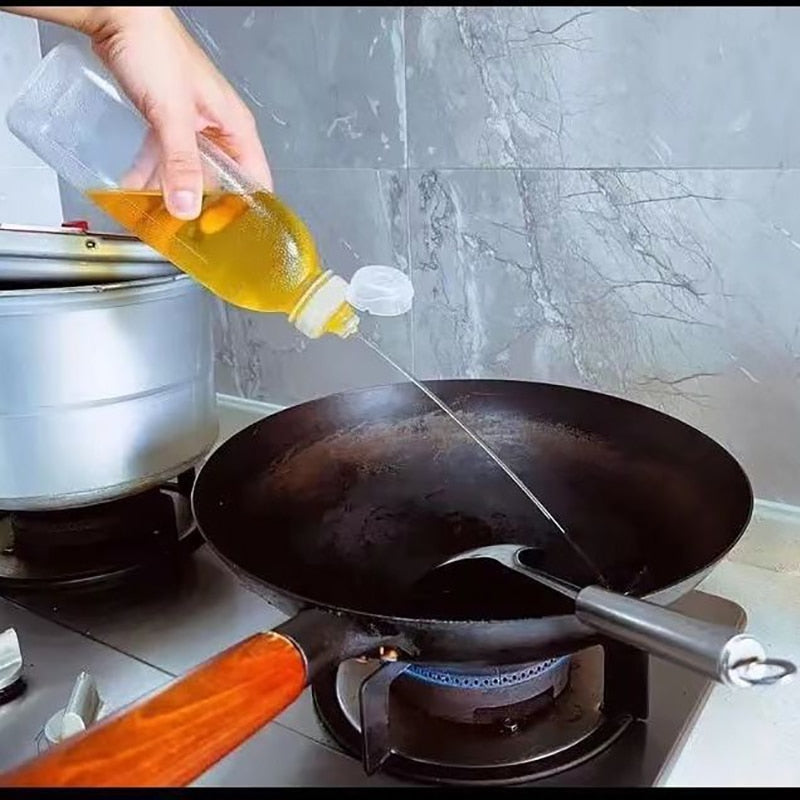 Lisslune | Easy Squeeze Oil Dispenser Bottle