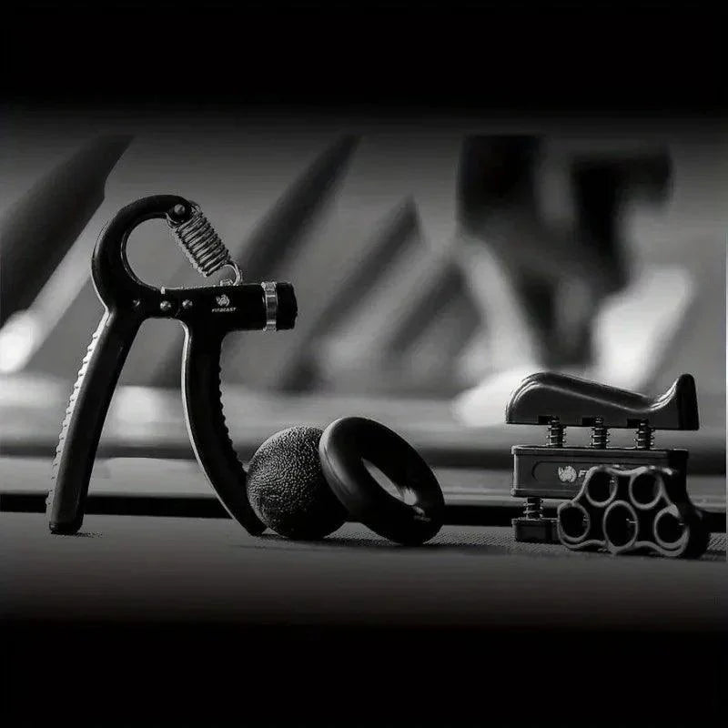 Lisslune | Ultimate 5-piece grip strength training equipment with adjustable resistance and fun accessories