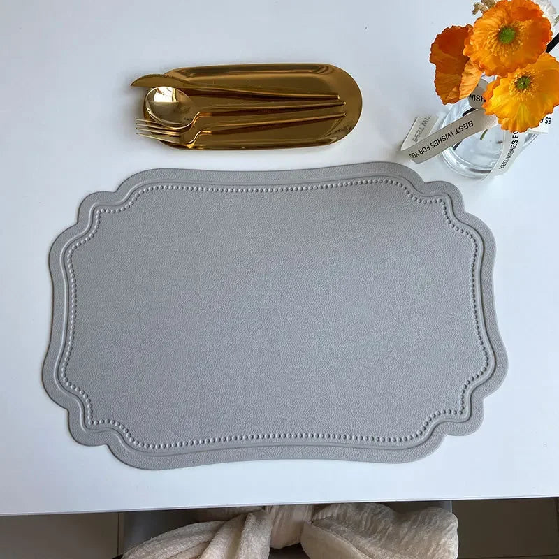 Lisslune | Zachary Placemat