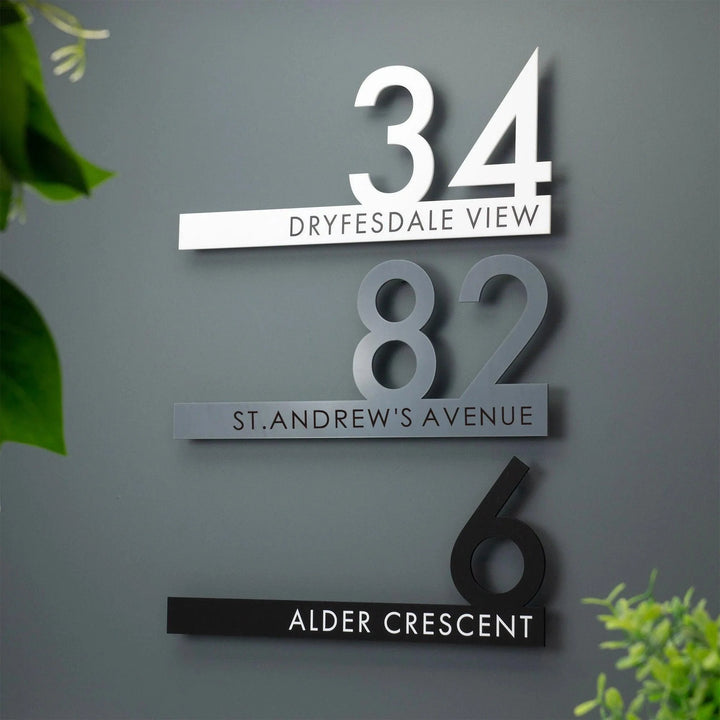Lisslune | Personalized elegant acrylic house number sign - modern and weatherproof