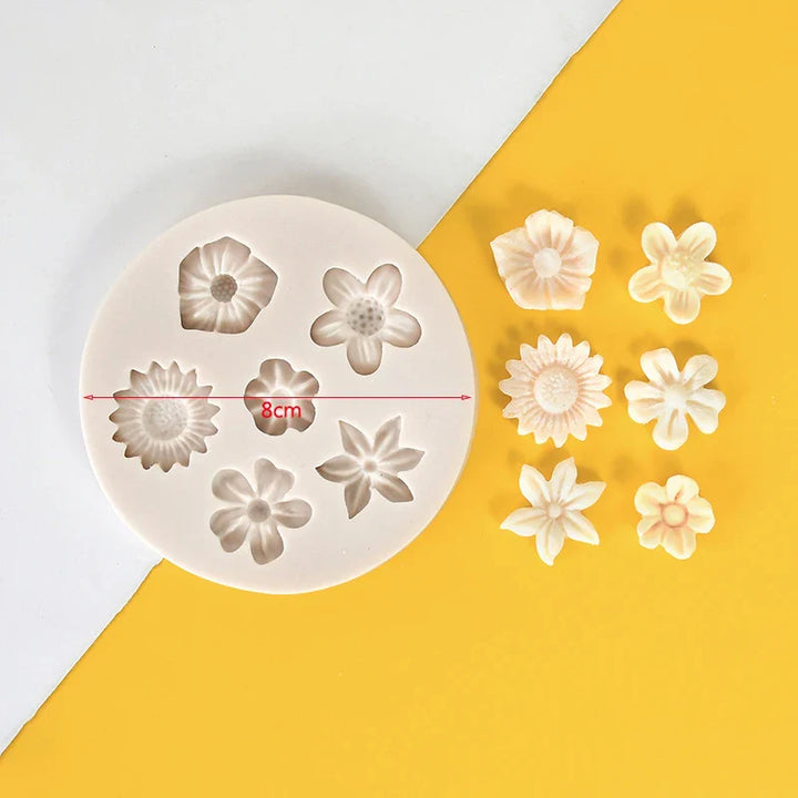 Rynx 3D Mini Daisy Silicone Mold Fondant Cake Decoration Tool Wedding Birthday Party Chocolate Candy Decor Pastry Baking Mold