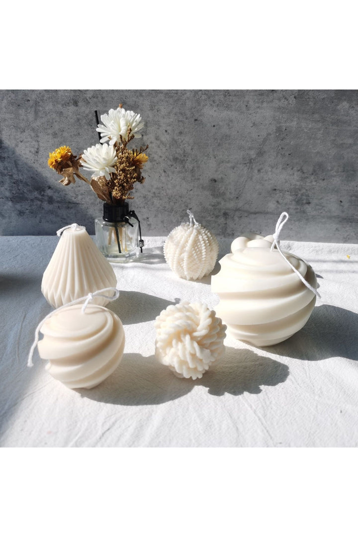 Lisslune | geometric candle shape