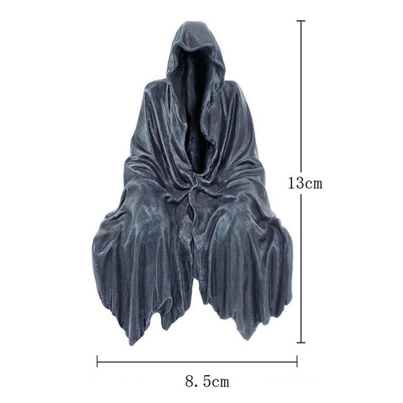 Lisslune | Ethereal Black Grim Reaper Resin Sculpture for Dark Fantasy Enthusiasts