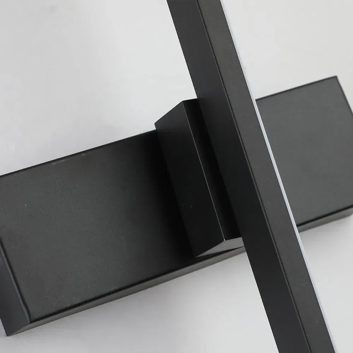 Lisslune | PlugLuxe – Sleek Scandinavian Wall Lamp with Plug for Stylish Interiors