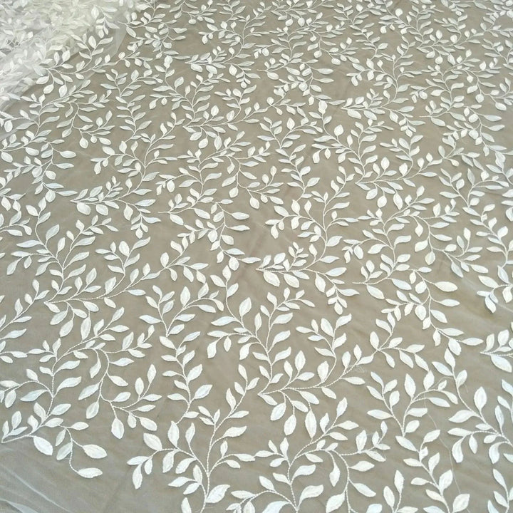 Lisslune | Luxurious Leaf Lace Fabric for Beautiful Wedding Dresses - 135cm Width, Available per Meter