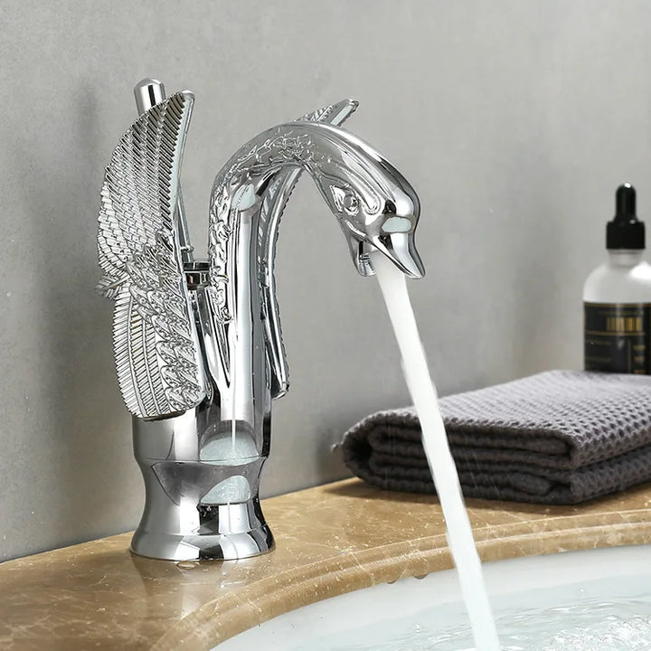 Lisslune | Swan Single Handle Golden Basin Faucet