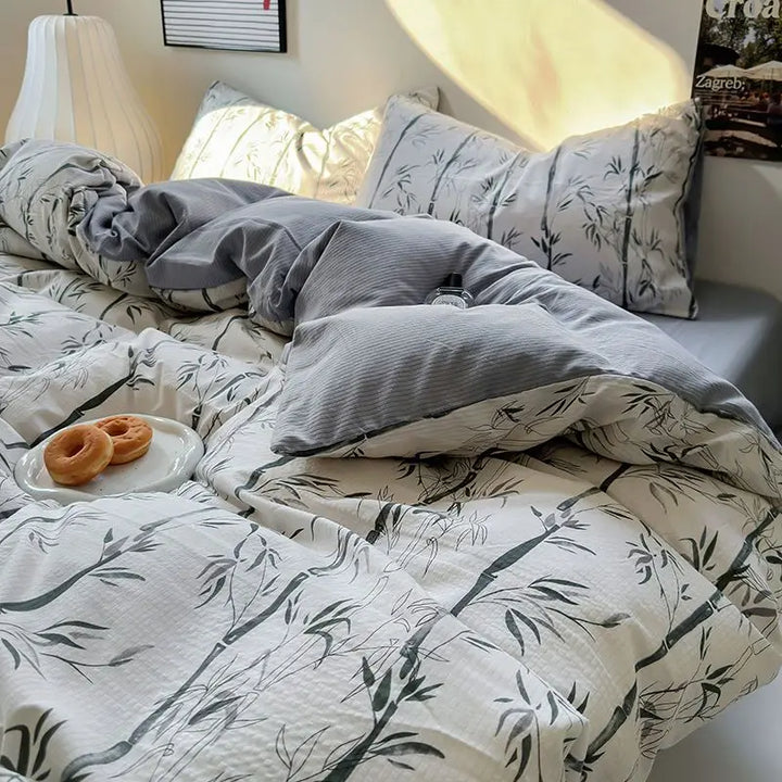 Rynx Bedding Set Duvet Cover Fresh Blue Floral. Crumpled Yann Bed Set Made of Four Parts, Washable Cotton Bed Sheets